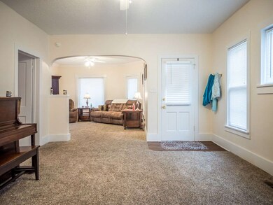 214 Center St, Auburn, IN 46706 - photo 7