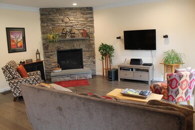 138B Woodland Loop unit 138B, Lincoln, NH 03251 - photo 4