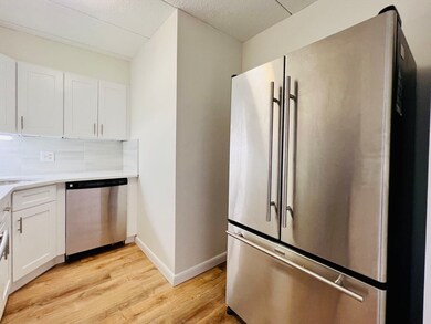 Totten Pond Village unit 46A, Waltham, MA 02451 - photo 5