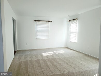 2446 Hyannis Ln, Crofton, MD 21114 - photo 2