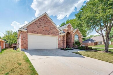 7037 Herman Jared Dr, North Richland Hills, TX 76182 - photo 4