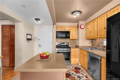 The Sutton unit 1107, New York, NY 10039 - photo 4