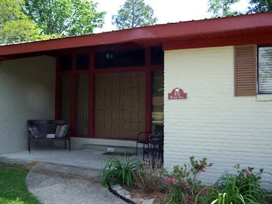 415 Wilson Dr, McComb, MS 39648 - photo 2