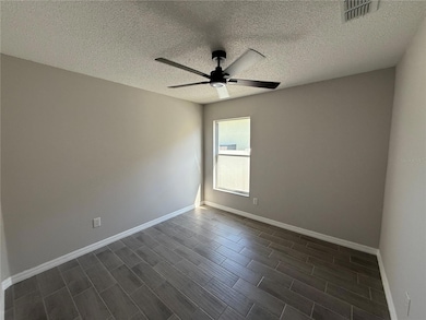 16230 Coopers Hawk Ave, Clermont, FL 34714 - photo 5