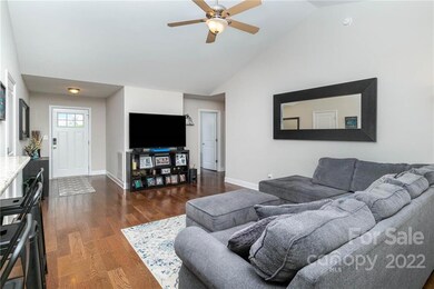 1571 Stonecroft Dr, Lincolnton, NC 28092 - photo 6