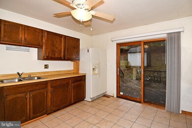 12248 Purcell Rd, Manassas, VA 20112 - photo 6