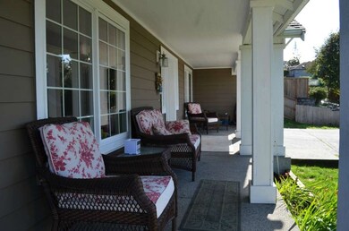 2919 Sylvan Dr W, University Place, WA 98466 - photo 2