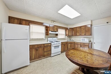 44 Piaget Ave, Clifton, NJ 07011 - photo 5