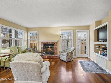 7-web-or-mls-150-prospect-st-unit-1