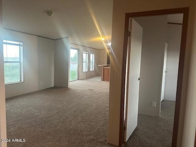 FAMILYROOM