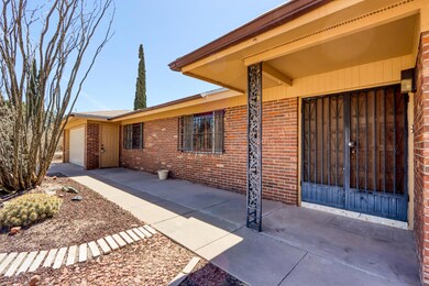 17007 Carson Dr, Horizon City, TX 79928 - photo 3