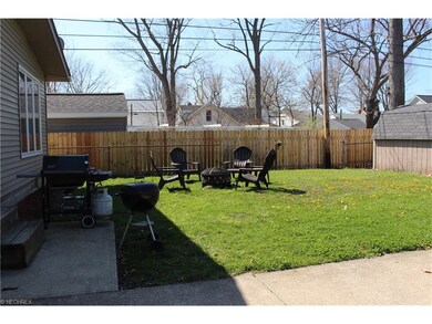 5545 E Lake Rd, Sheffield Lake, OH 44054 - photo 4