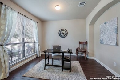 25515 Thomas Oaks, San Antonio, TX 78261 - photo 5