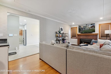 353 Division St, East Lansing, MI 48823 - photo 6