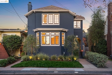 6218 Manoa St, Oakland, CA 94618 - photo 2