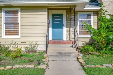 605 Hillcrest St, Denton, TX 76201 - photo 4