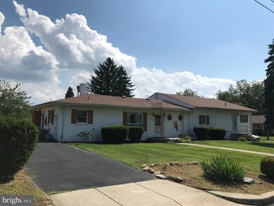 1350 Logan St, Reading, PA 19607 - photo 3