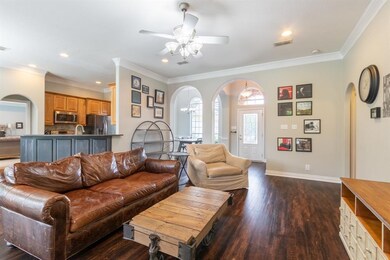 3930 Buena Vista Cir, Granbury, TX 76049 - photo 4