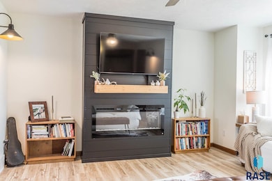 Main Level Living Room w/ Electric Fireplace