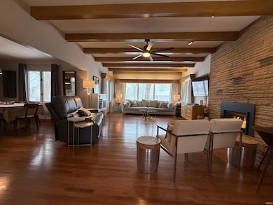 1105 Clark St, Berne, IN 46711 - photo 7