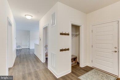 212 Dismondy Dr, Huntingtown, MD 20639 - photo 7