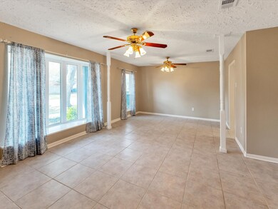 5922 Par Four Dr, Houston, TX 77088 - photo 6