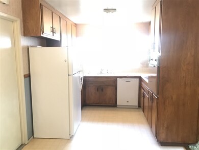 366 E Moss St, Chula Vista, CA 91911 - photo 6