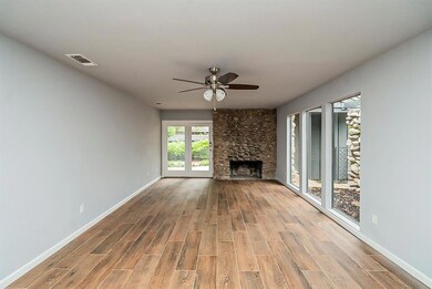 317 W Pleasantview Dr, Hurst, TX 76054 - photo 5