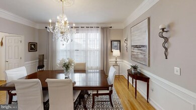 7210 Lyndam Hill Cir, Lorton, VA 22079 - photo 6