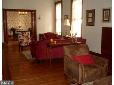 210 Windsor St, Reading, PA 19601 - photo 3