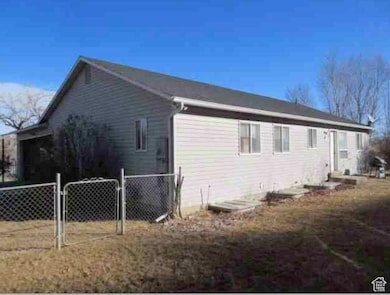 685 S 700 E, Duchesne, UT 84021 - photo 2