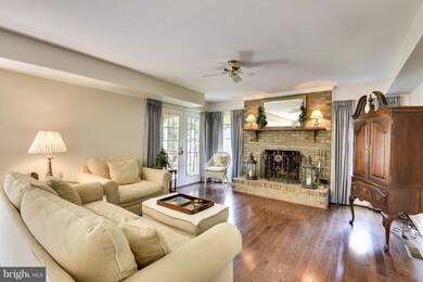 13371 Meadowsweet Dr, Fairfax, VA 22033 - photo 7