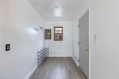 415 Roanoke St, Reidsville, NC 27320 - photo 6