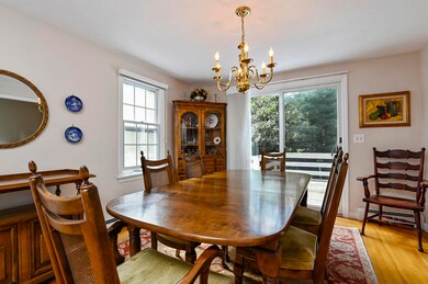 009-photo-dining-room-7626659