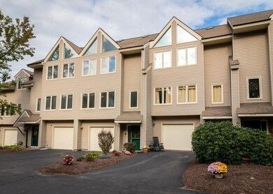 303 Holley Ln, Woonsocket, RI 02895 - photo 2