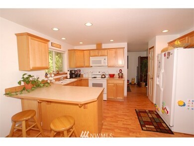 19427 94th Dr NW, Stanwood, WA 98292 - photo 5