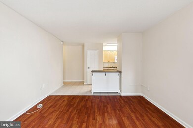 River West Condominiums unit 719, Philadelphia, PA 19103 - photo 7
