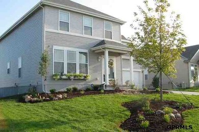 807 Stony Point Dr, Papillion, NE 68046 - photo 3