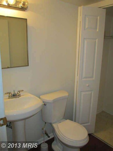 1330 Harford Square Dr, Edgewood, MD 21040 - photo 4