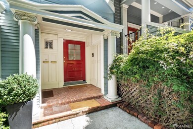 The formal front entrance for 740 Shrader, bordere