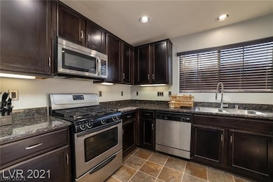 7131 Hickory Post Ave, Las Vegas, NV 89179 - photo 2