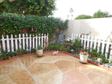 17639 N 102nd Dr, Sun City, AZ 85373 - photo 4