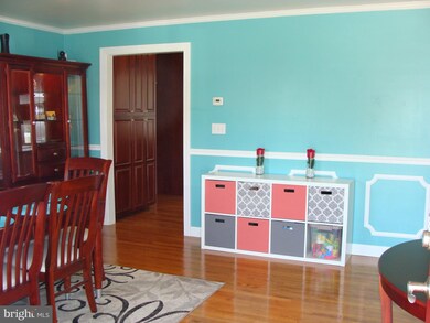 809 Geis Cir, Glen Burnie, MD 21061 - photo 4