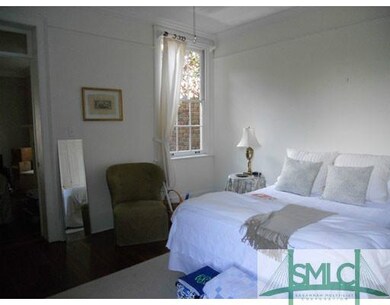 210 W Harris St, Savannah, GA 31401 - photo 3