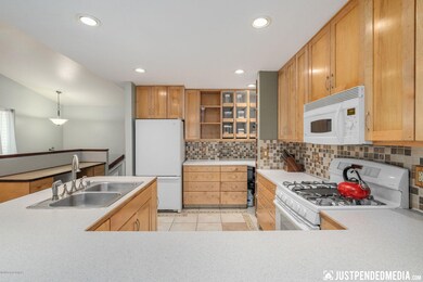 11-web-or-mls-WIN07622