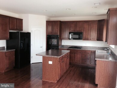 7310 Chaddsford Shoreside Ct, Brandywine, MD 20613 - photo 4