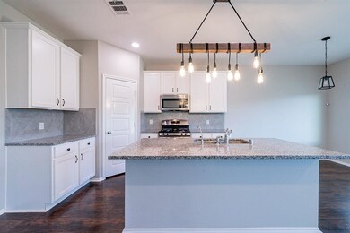 1249 Steed Bluff Dr, Alvin, TX 77511 - photo 7