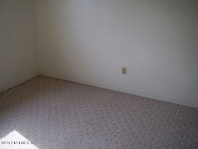 4494 Melissa Ct W, Jacksonville, FL 32210 - photo 5