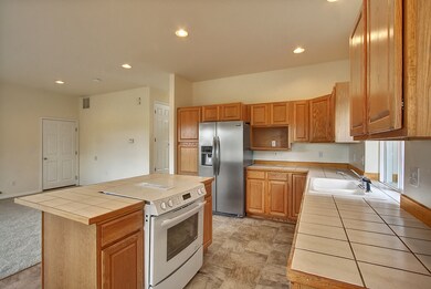 24017 20th Ave S, Des Moines, WA 98198 - photo 5