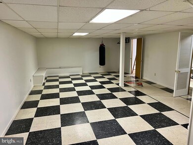 12703 Hammonton Rd, Silver Spring, MD 20904 - photo 5